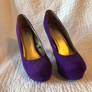 Gorgeous Deep Purple Platform Heels
